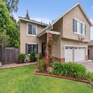 San Luis Avenue Santa Rosa CA Residential Home front of house and yard San Luis Avenue Santa Rosa CA Residential Home front of house and yard
